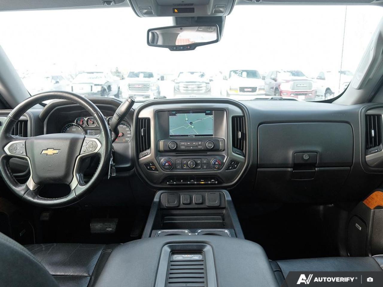 2018 Chevrolet Silverado 1500 Crew Cab Short Box 4-Wheel Drive High Country Photo