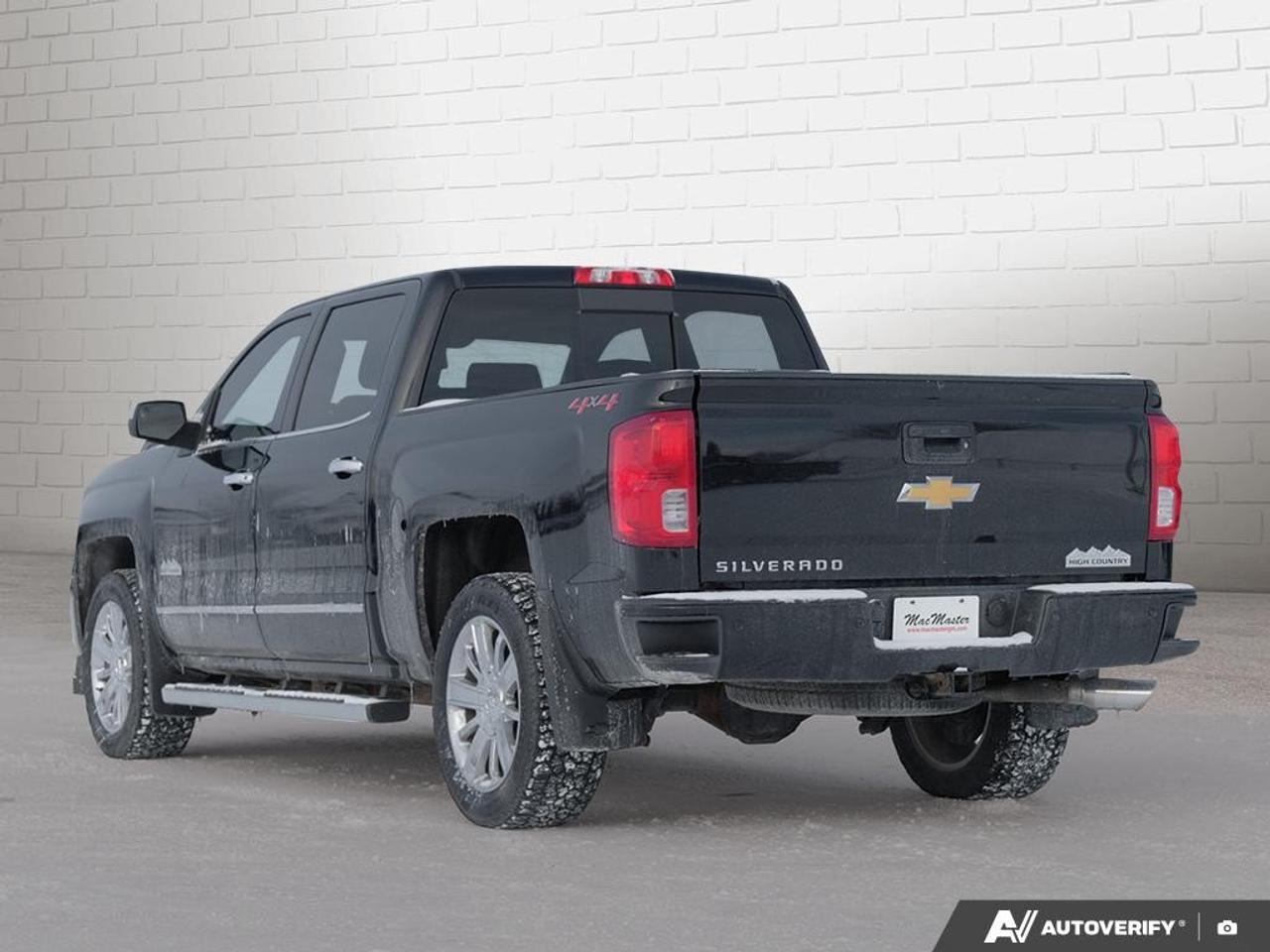 2018 Chevrolet Silverado 1500 Crew Cab Short Box 4-Wheel Drive High Country Photo