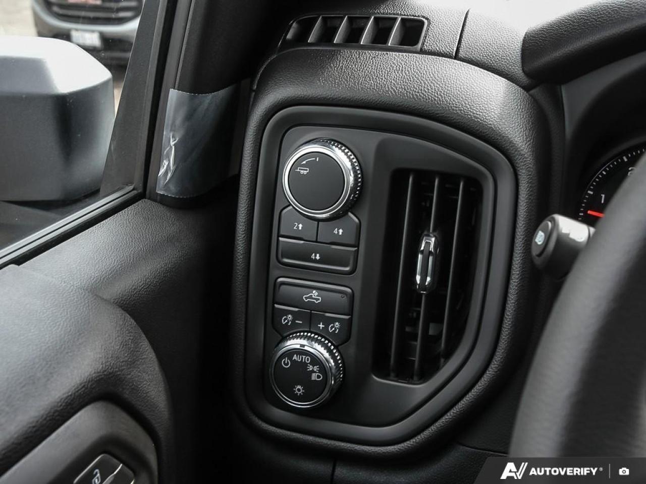 2026 GMC Sierra 3500HD CC 4WD Reg Cab 171" WB, 84.5" CA Pro Photo