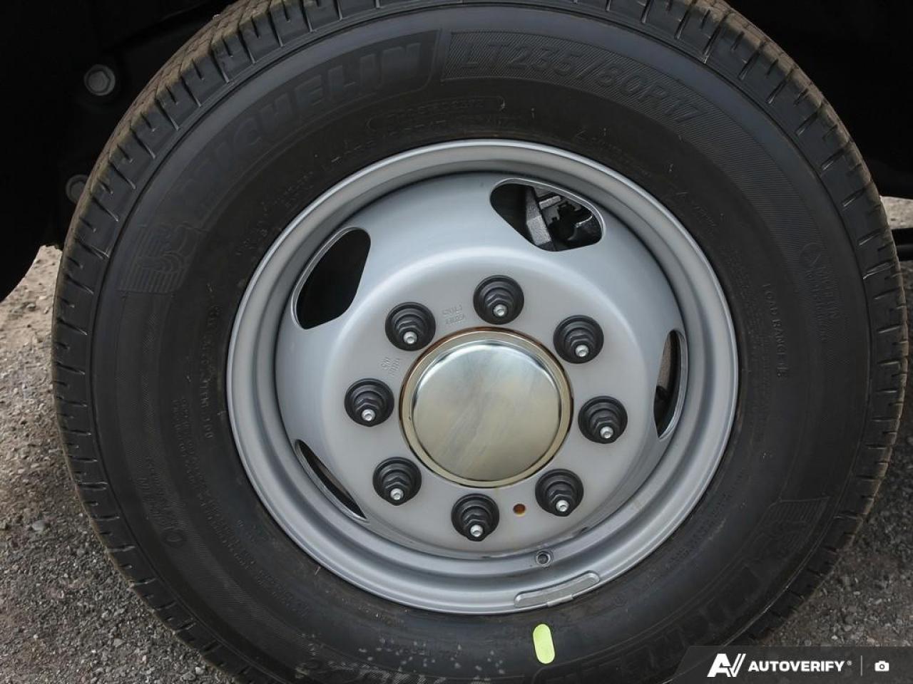 2026 GMC Sierra 3500HD CC 4WD Reg Cab 171" WB, 84.5" CA Pro Photo