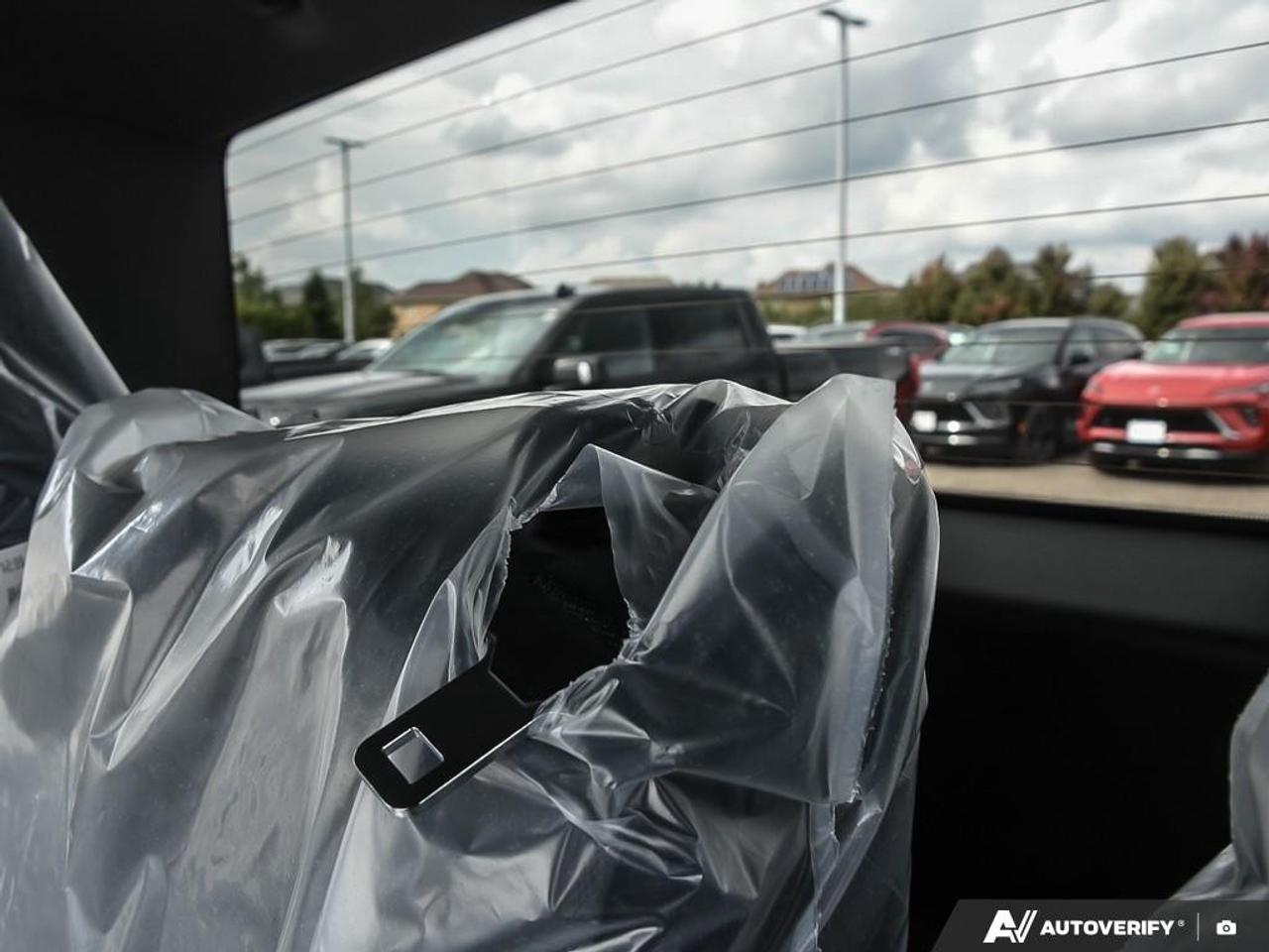 2026 GMC Sierra 3500HD CC 4WD Reg Cab 171" WB, 84.5" CA Pro Photo