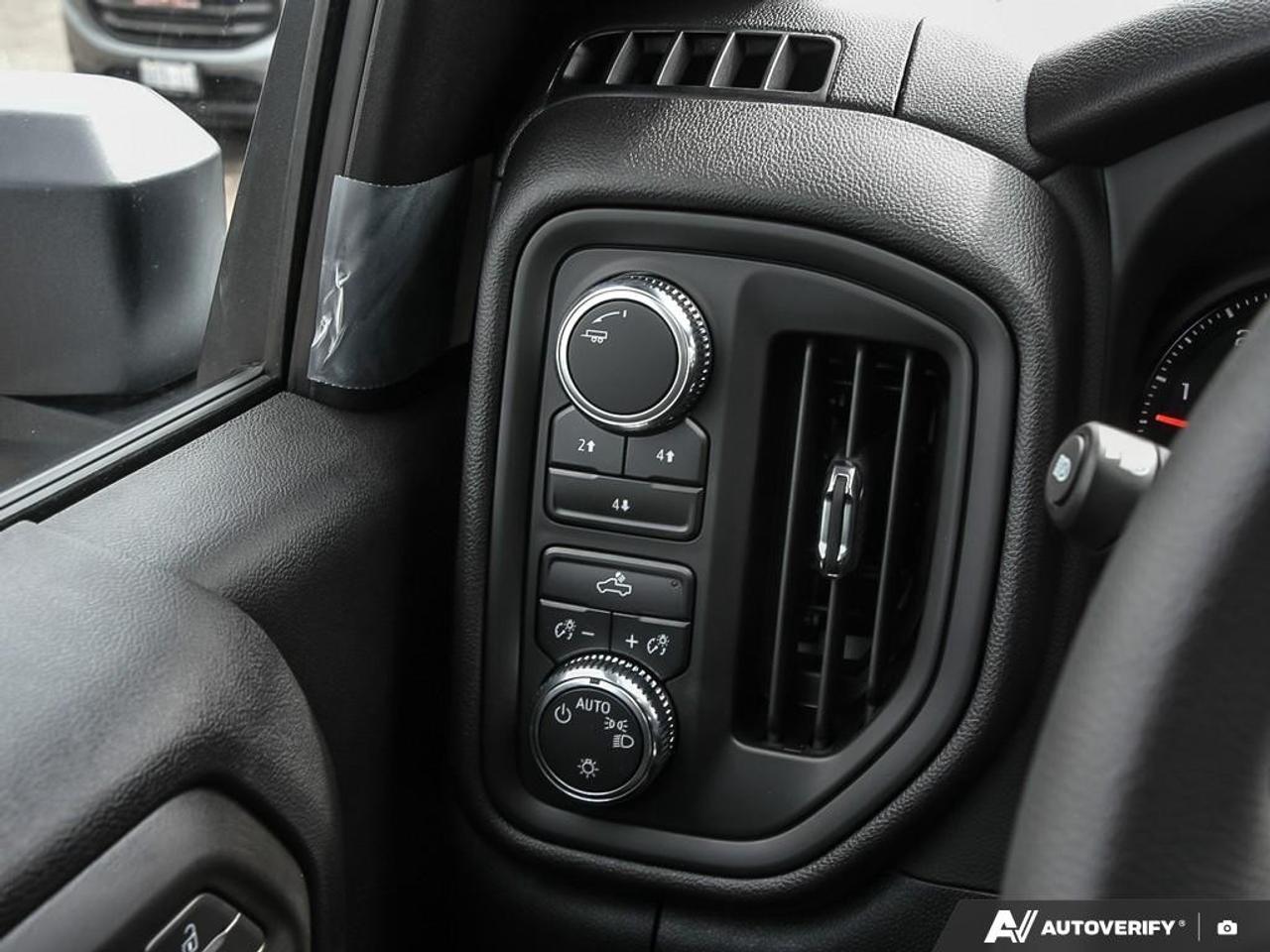 2026 GMC Sierra 3500HD CC 4WD Reg Cab 171" WB, 84.5" CA Pro Photo