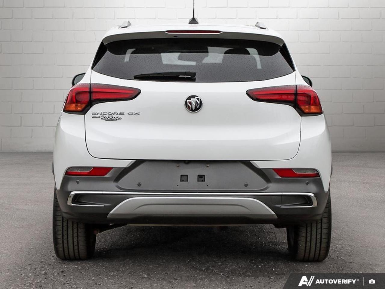 2023 Buick Encore GX Essence AWD Photo3