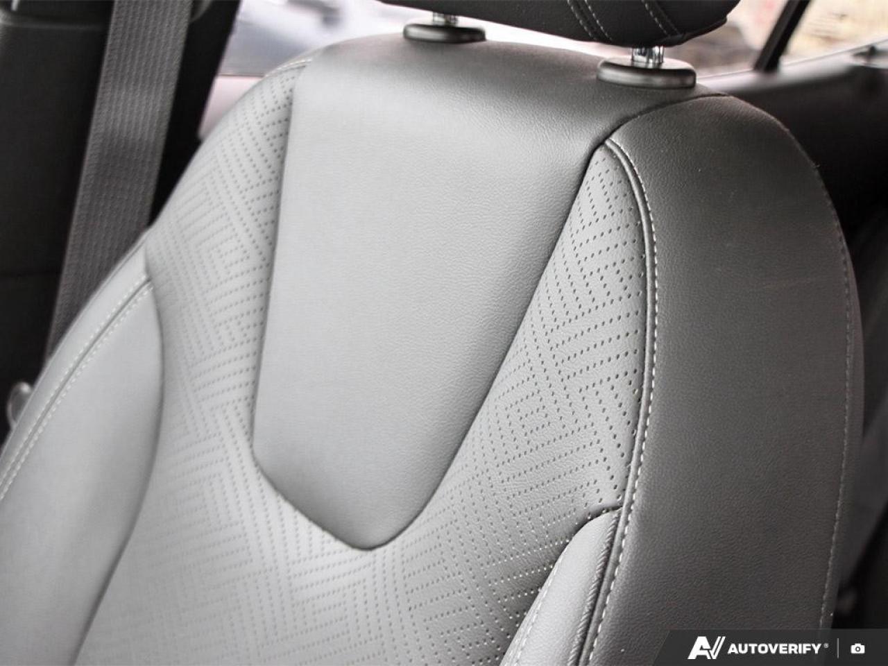 2023 Buick Encore GX Essence AWD Photo