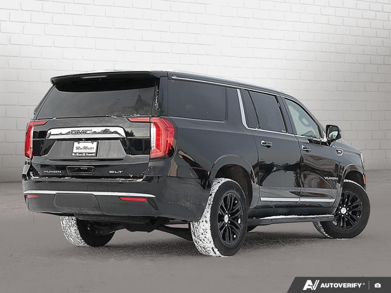 2023 GMC Yukon XL 4WD 4dr SLT Photo