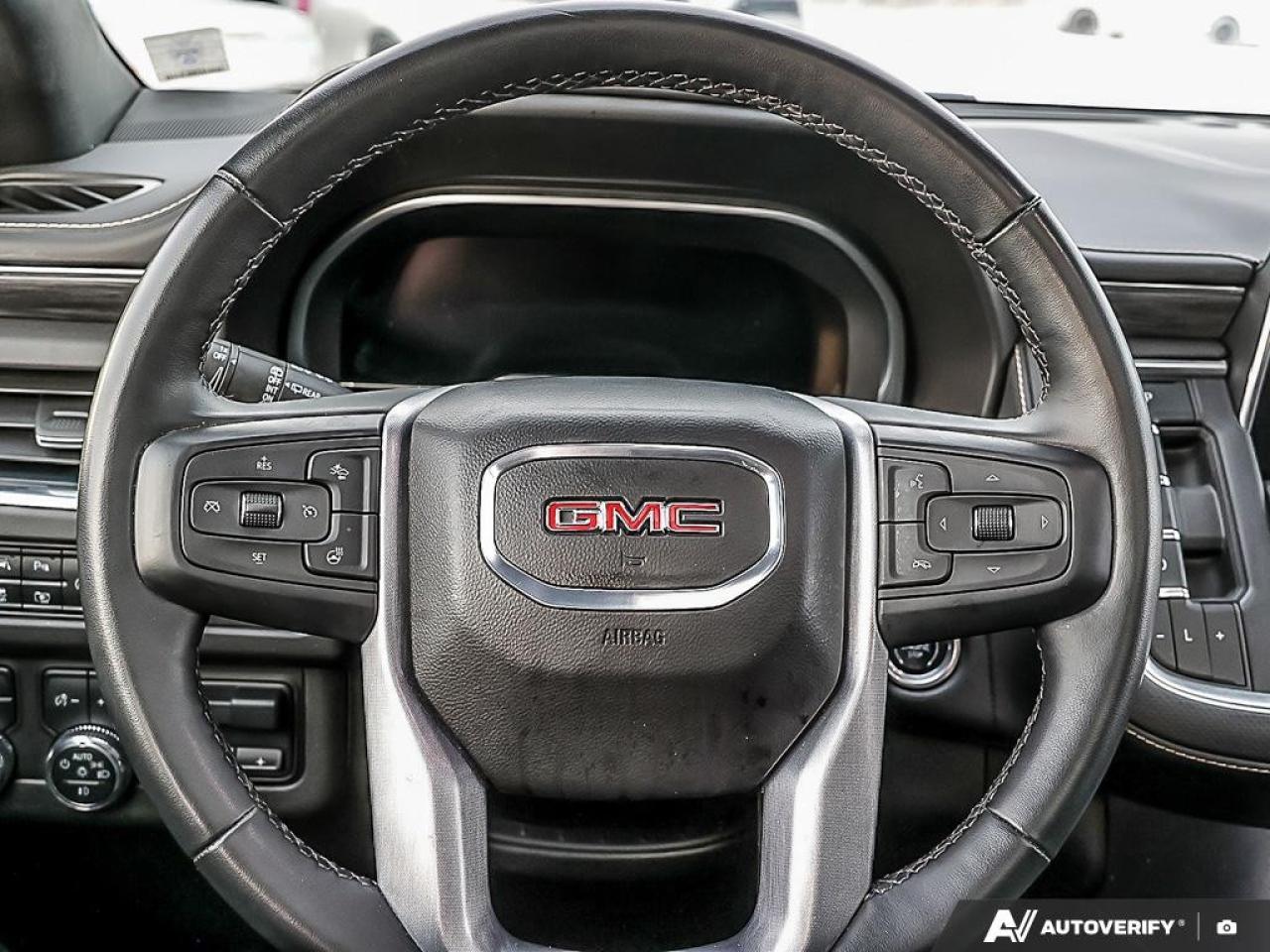 2023 GMC Yukon XL 4WD 4dr SLT Photo