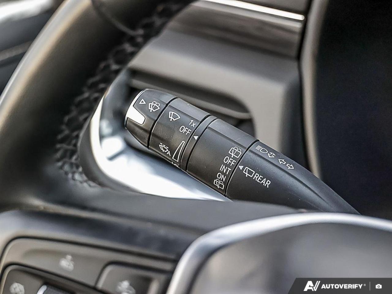 2023 GMC Yukon XL 4WD 4dr SLT Photo