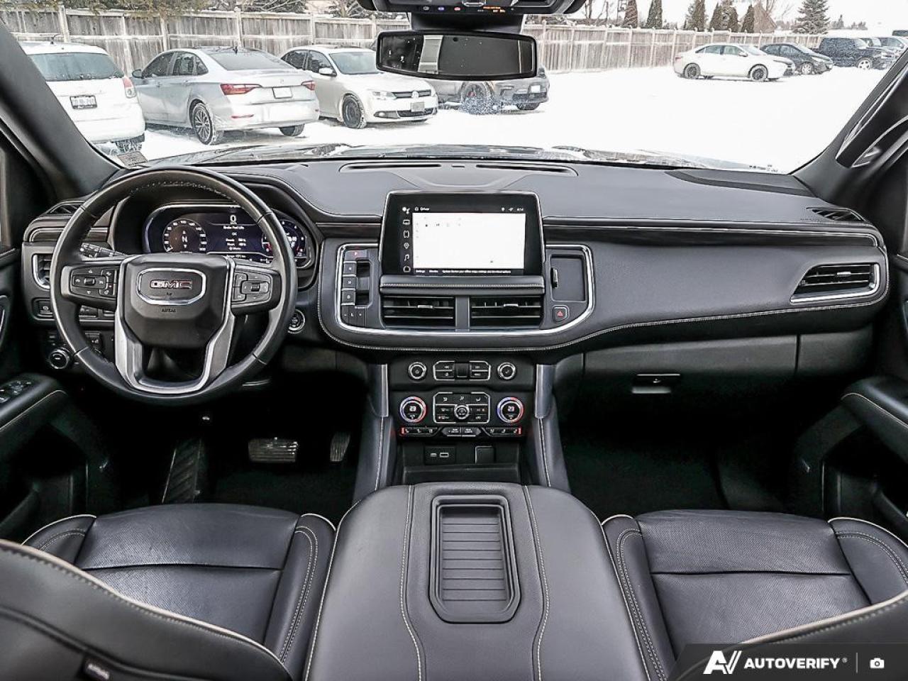 2023 GMC Yukon XL 4WD 4dr SLT Photo