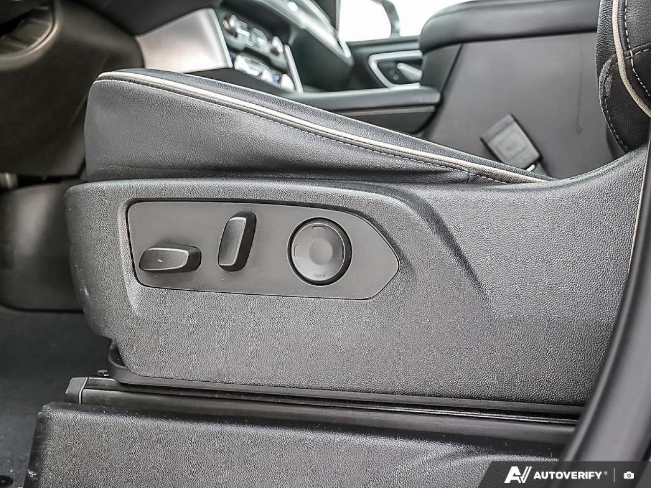 2023 GMC Yukon XL 4WD 4dr SLT Photo