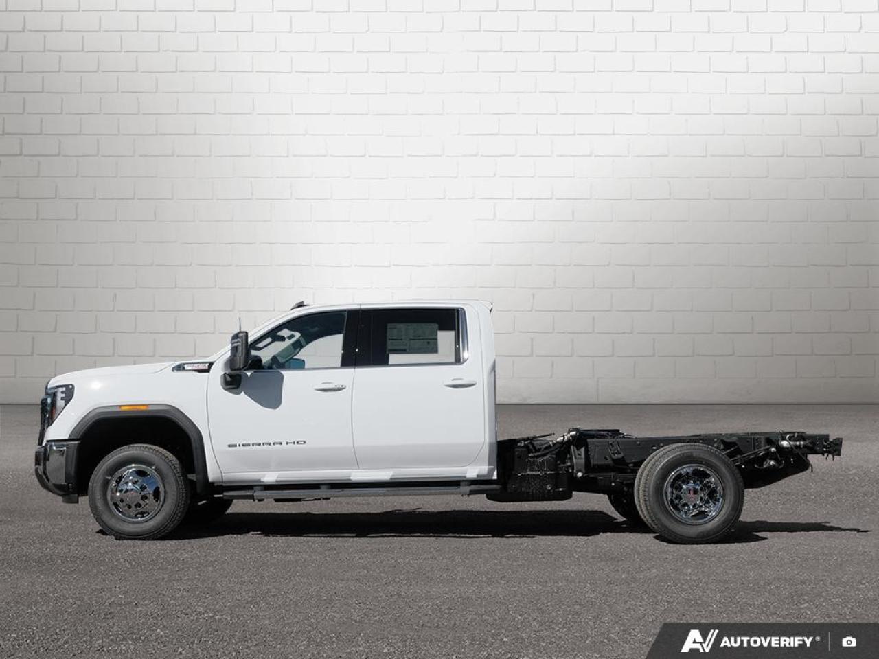 2026 GMC Sierra 3500HD CC 4WD Crew Cab 177" WB, 60" CA SLE Photo