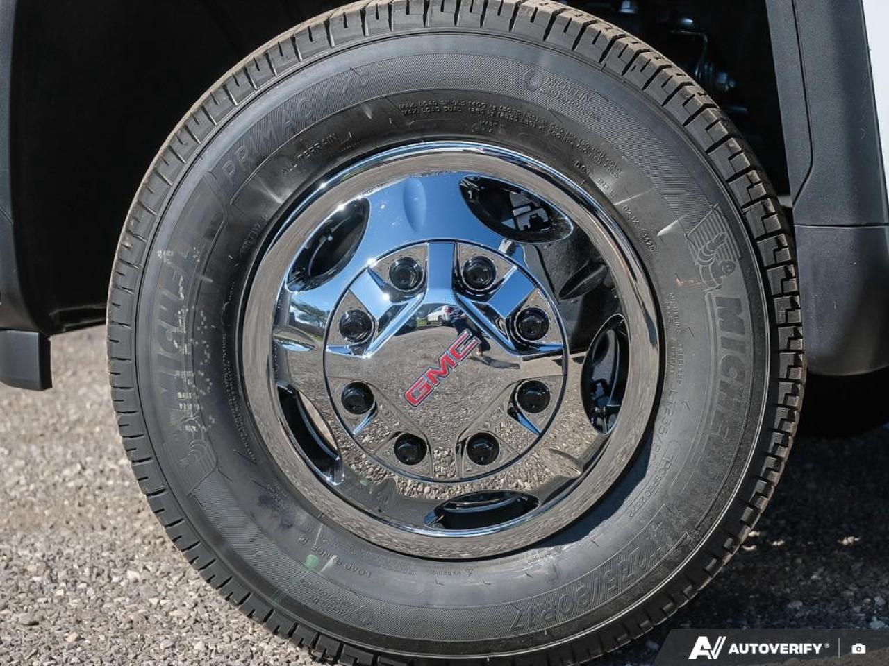 2026 GMC Sierra 3500HD CC 4WD Crew Cab 177" WB, 60" CA SLE Photo