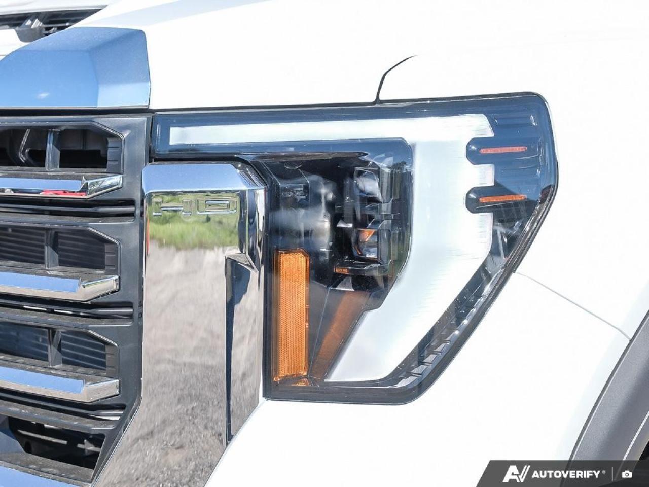 2026 GMC Sierra 3500HD CC 4WD Crew Cab 177" WB, 60" CA SLE Photo