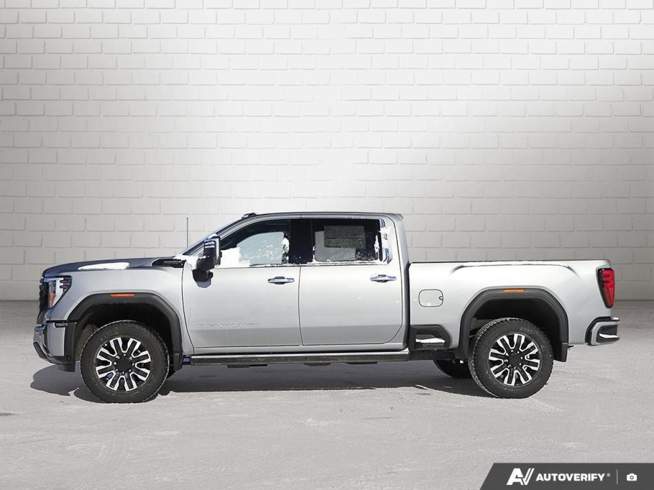 2026 GMC SIERRA 2500HD Crew Cab Standard Box 4-Wheel Drive Denali Ultimate Photo