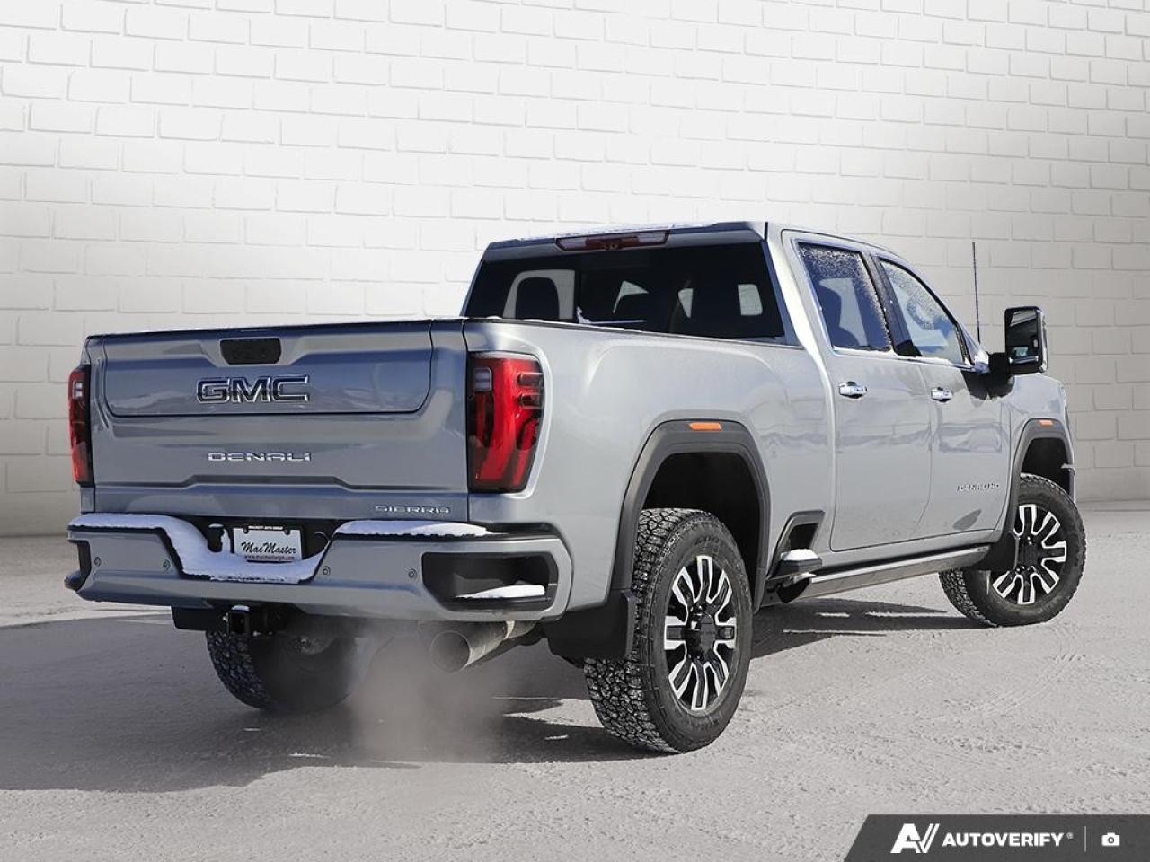 2026 GMC SIERRA 2500HD Crew Cab Standard Box 4-Wheel Drive Denali Ultimate Photo