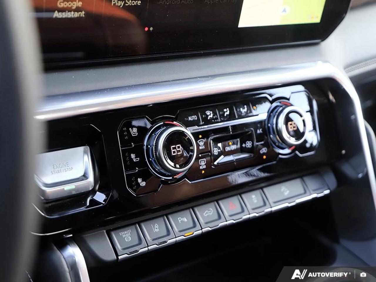 2026 GMC SIERRA 2500HD Crew Cab Standard Box 4-Wheel Drive Denali Ultimate Photo