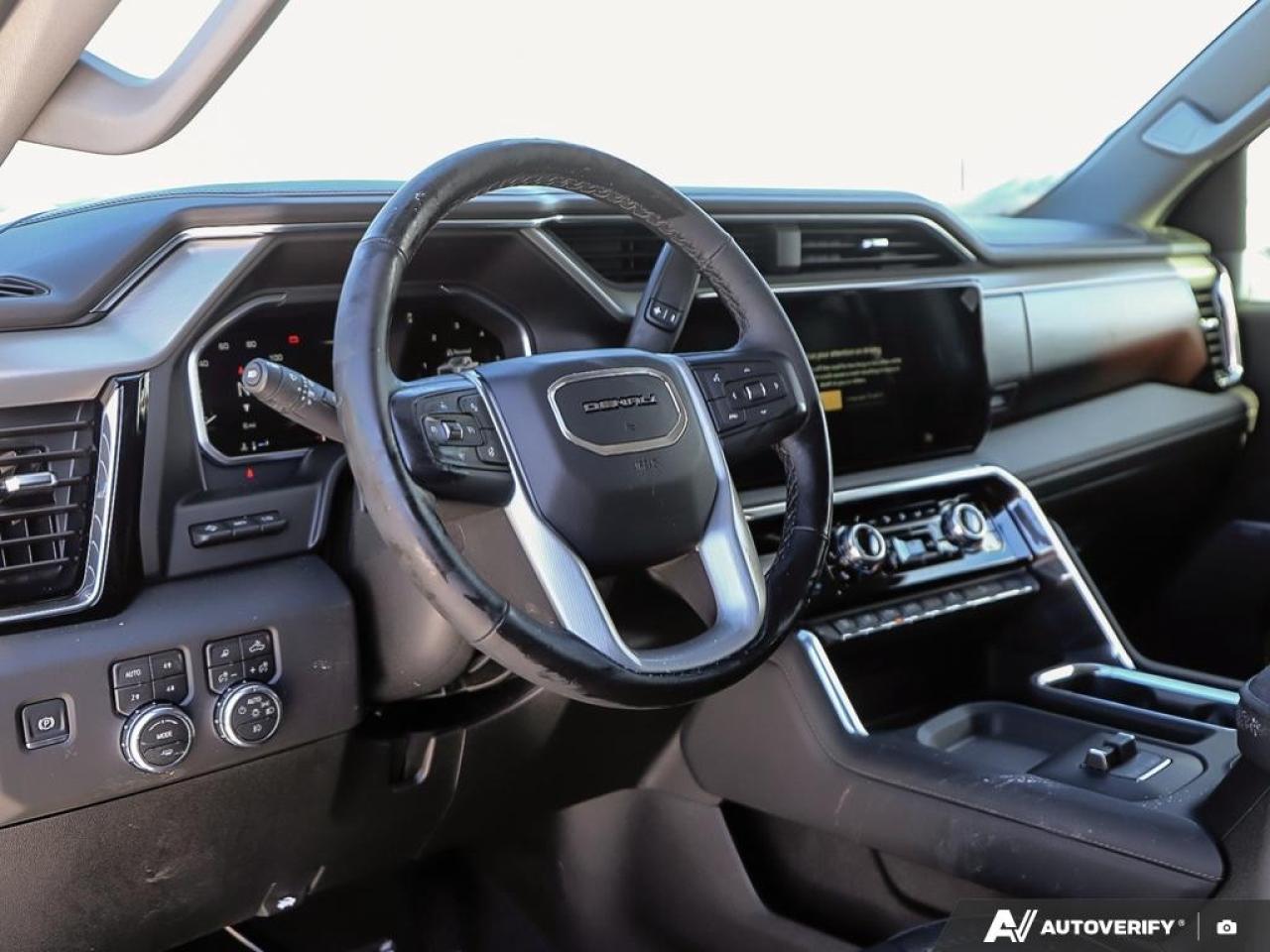 2026 GMC SIERRA 2500HD Crew Cab Standard Box 4-Wheel Drive Denali Photo