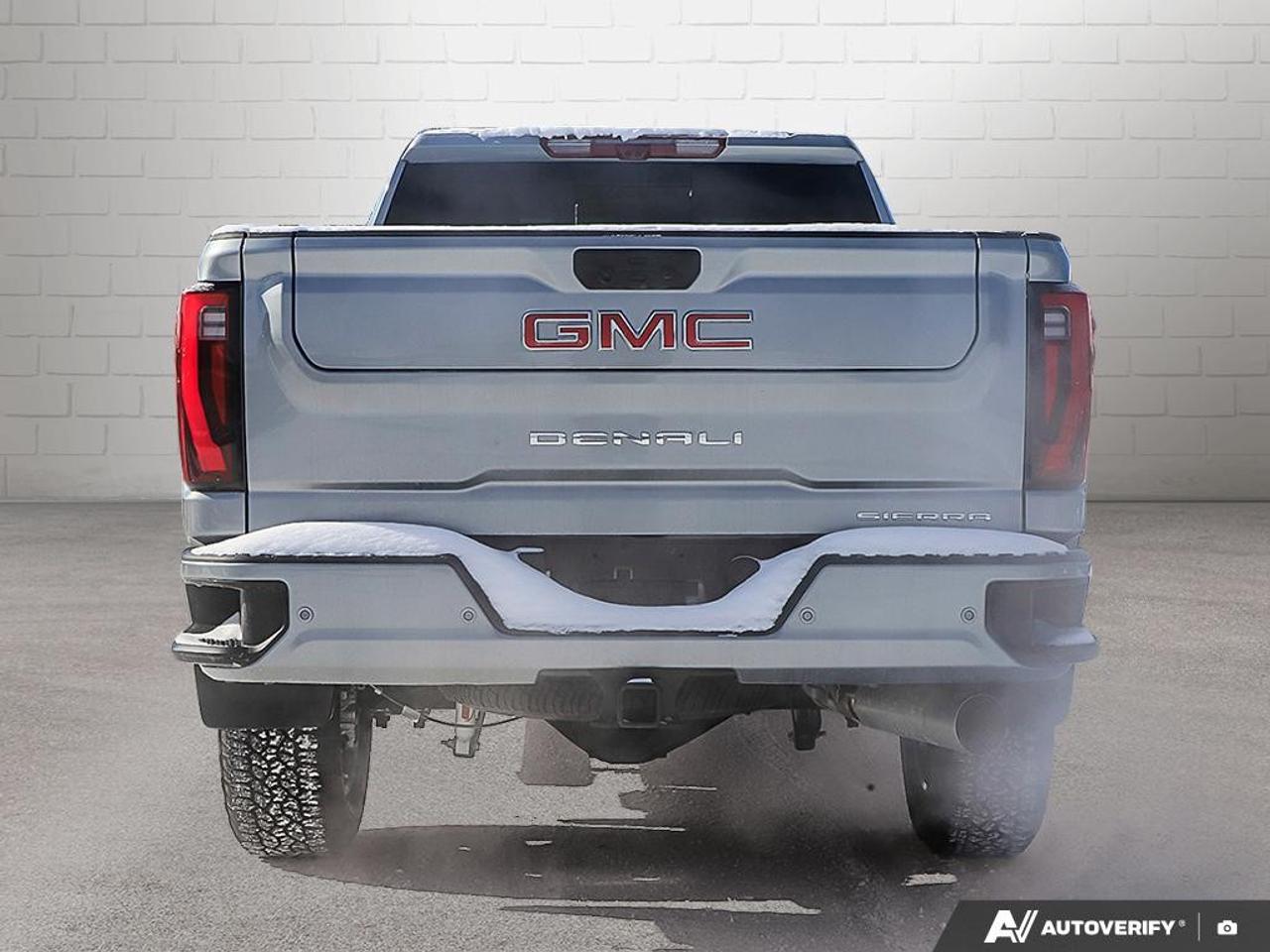2026 GMC SIERRA 2500HD Crew Cab Standard Box 4-Wheel Drive Denali Photo