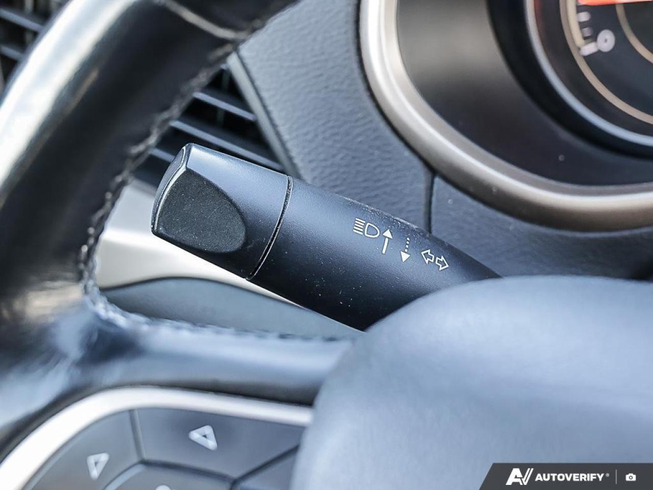 2015 Jeep Cherokee 4WD 4dr North Photo