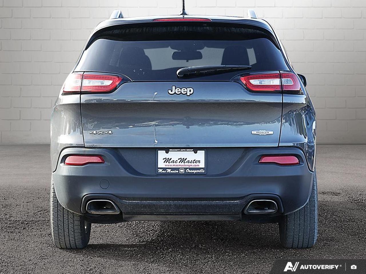 2015 Jeep Cherokee 4WD 4dr North Photo3