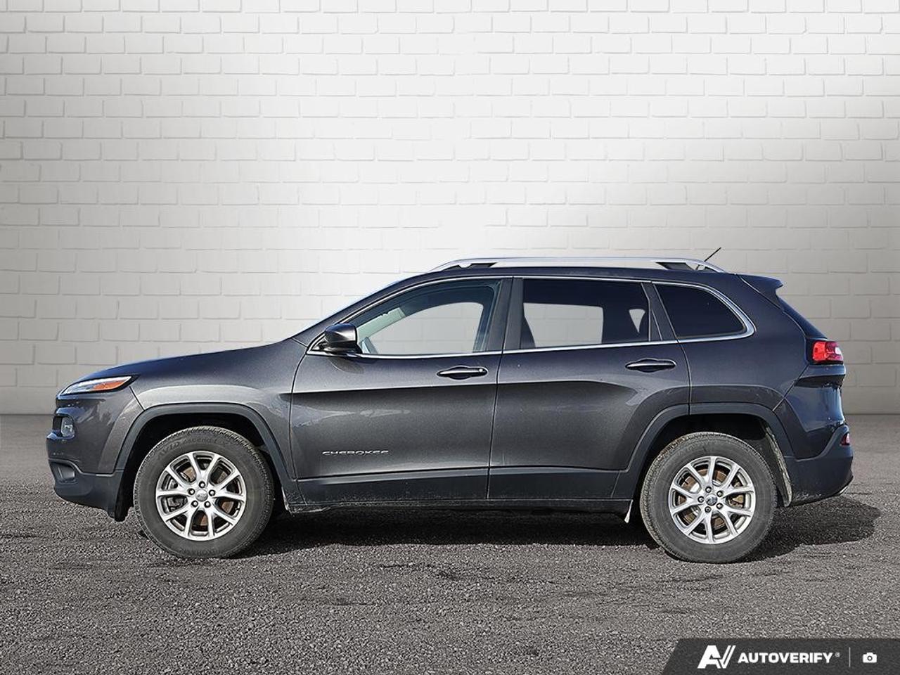 2015 Jeep Cherokee 4WD 4dr North Photo