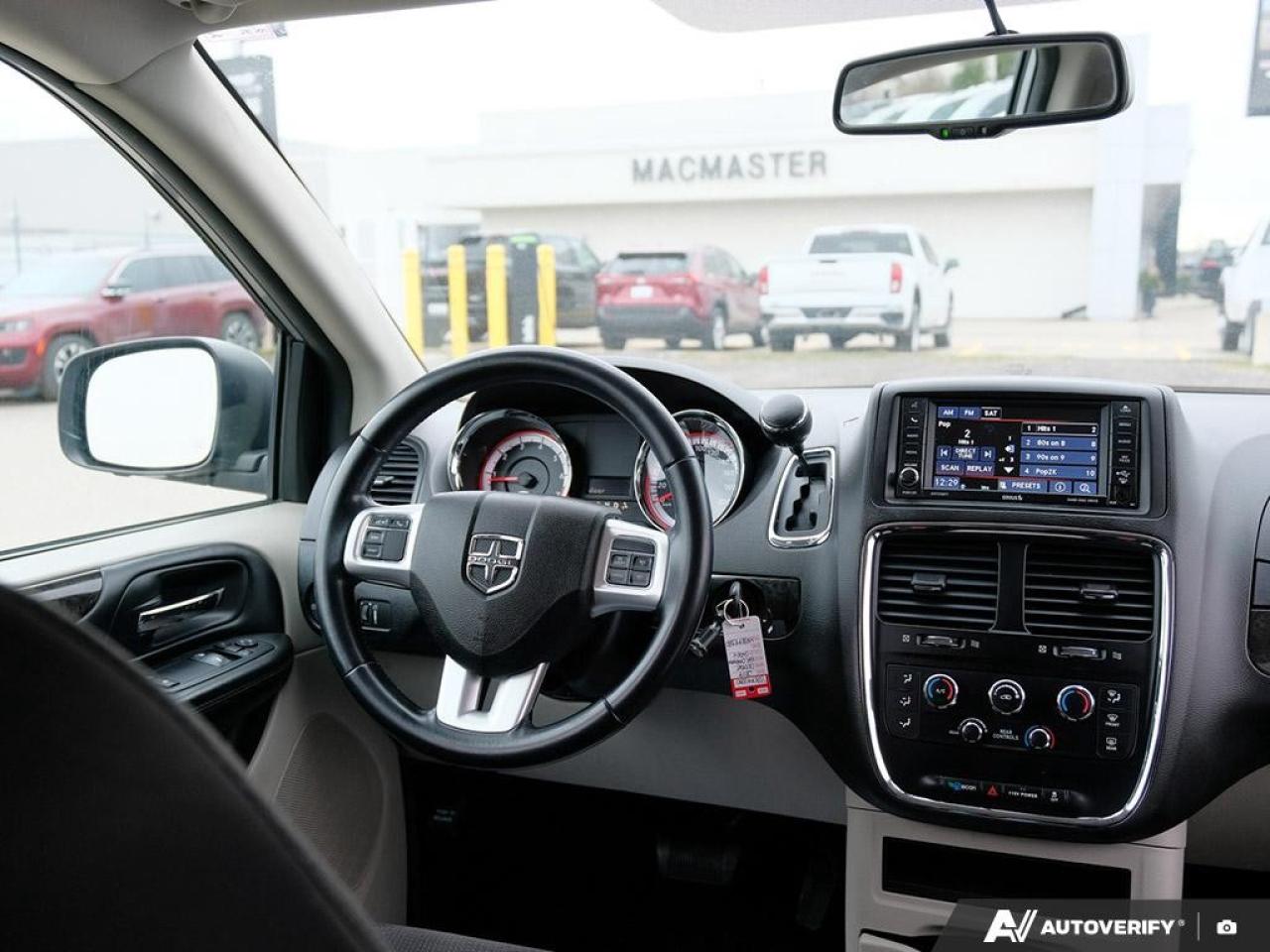 2017 Dodge Grand Caravan 4dr Wgn SXT Photo