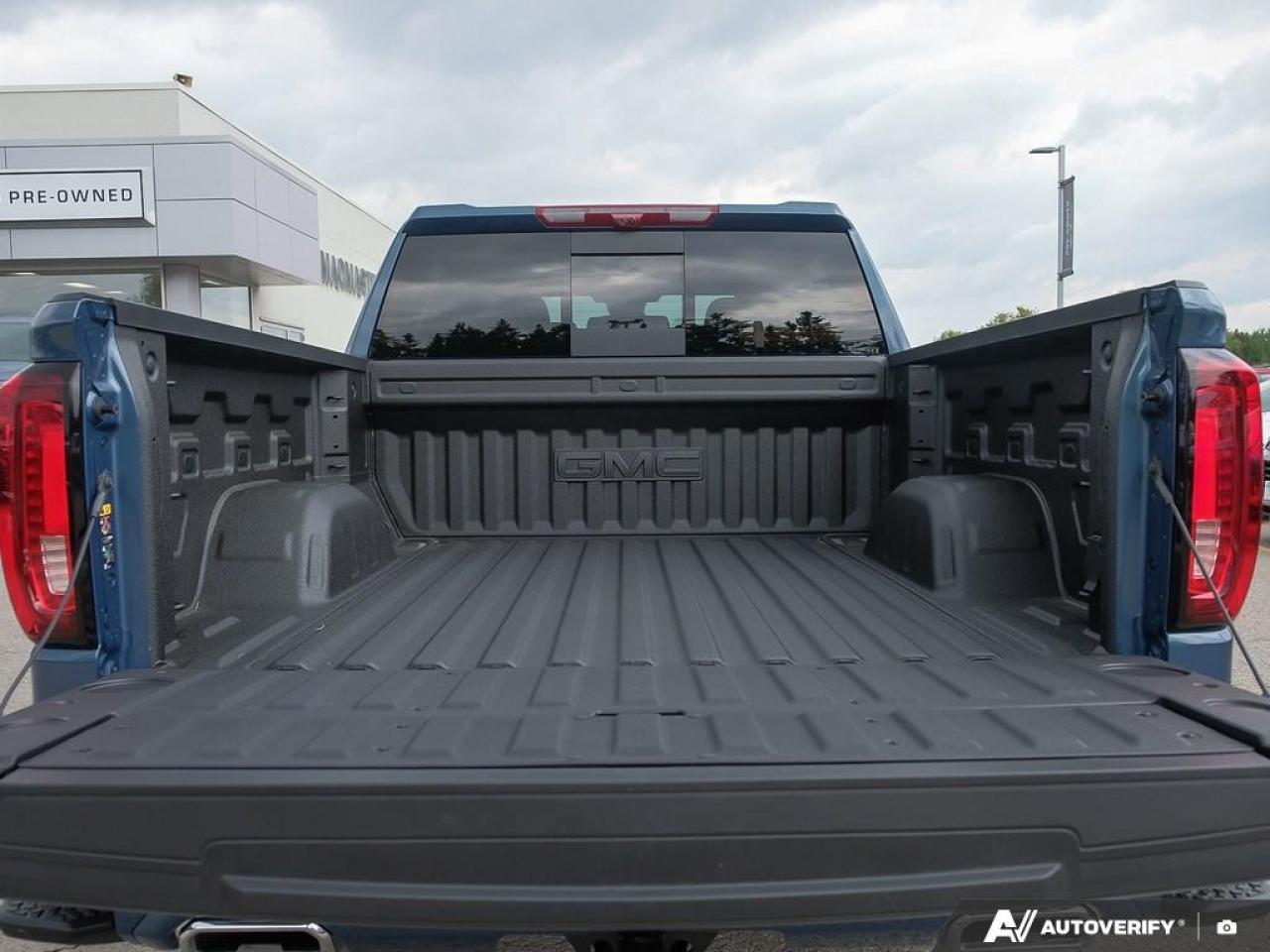 2026 GMC Sierra 1500 Crew Cab Short Box 4-Wheel Drive Denali Ultimate Photo