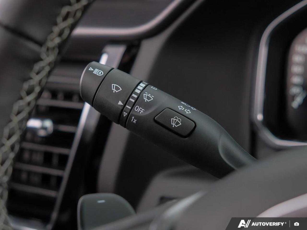 2026 GMC Sierra 1500 Crew Cab Short Box 4-Wheel Drive Denali Ultimate Photo