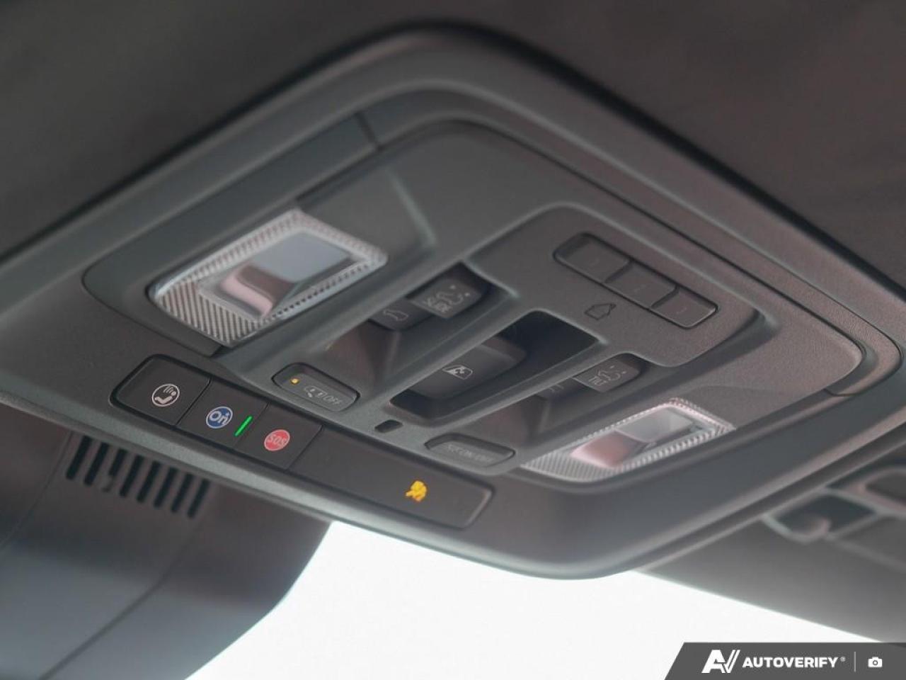 2026 GMC Sierra 1500 Crew Cab Short Box 4-Wheel Drive Denali Ultimate Photo