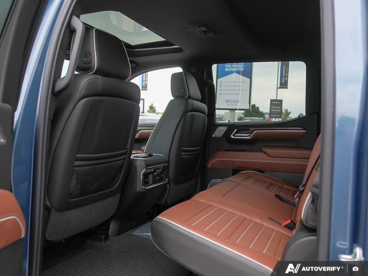 2026 GMC Sierra 1500 Crew Cab Short Box 4-Wheel Drive Denali Ultimate Photo