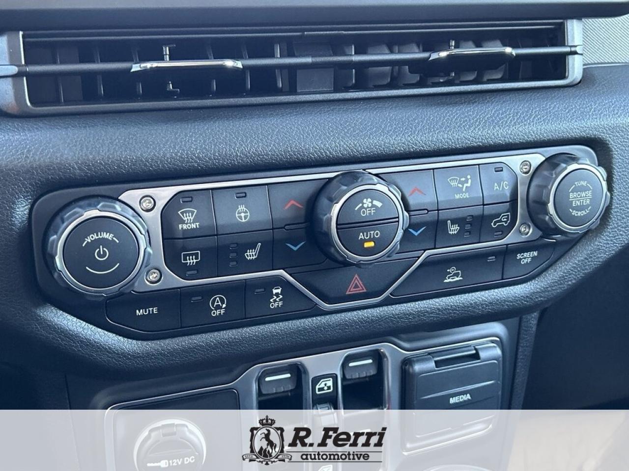 2025 Jeep Wrangler Sport 4dr 4x4 Photo