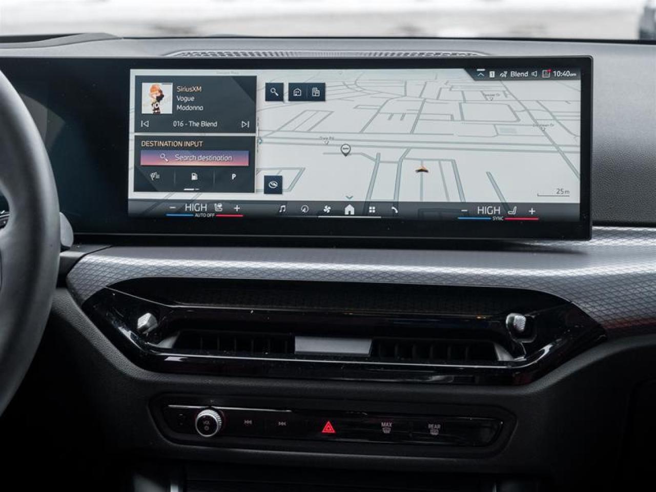 2025 BMW 330 i xDrive 4dr All-Wheel Drive Sedan Photo