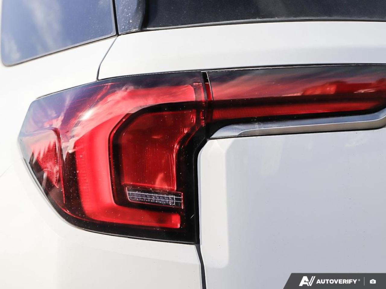 2026 GMC Terrain AWD AT4 Photo