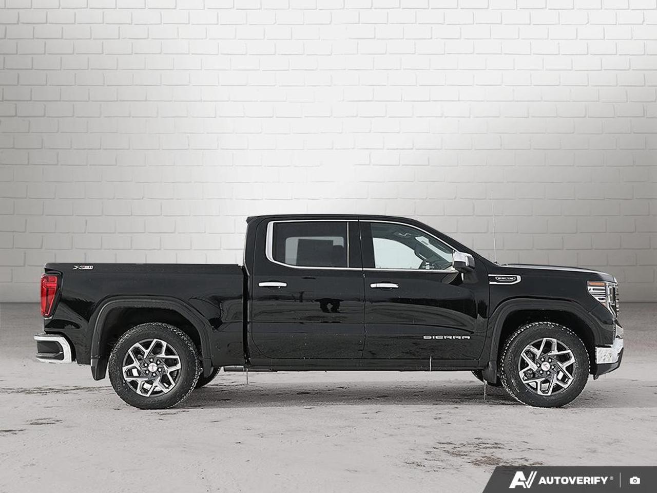 2026 GMC Sierra 1500 Crew Cab Short Box 4-Wheel Drive SLT Photo