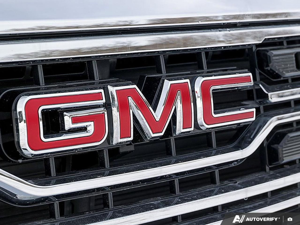 2026 GMC Sierra 1500 Crew Cab Short Box 4-Wheel Drive SLT Photo