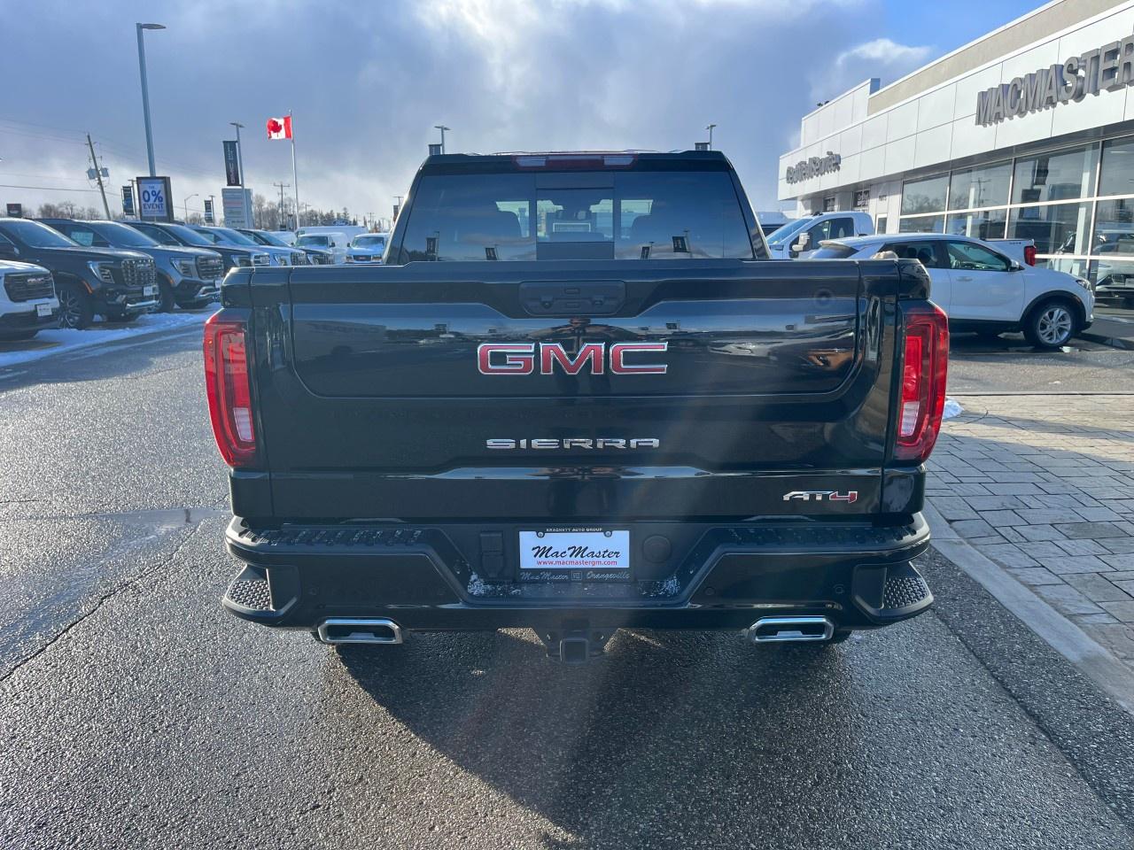 2025 GMC Sierra 1500 Crew Cab Short Box 4-Wheel Drive AT4 Photo