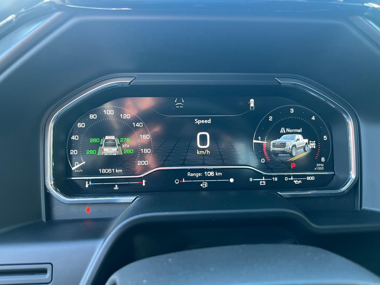 2025 GMC Sierra 1500 Crew Cab Short Box 4-Wheel Drive AT4 Photo