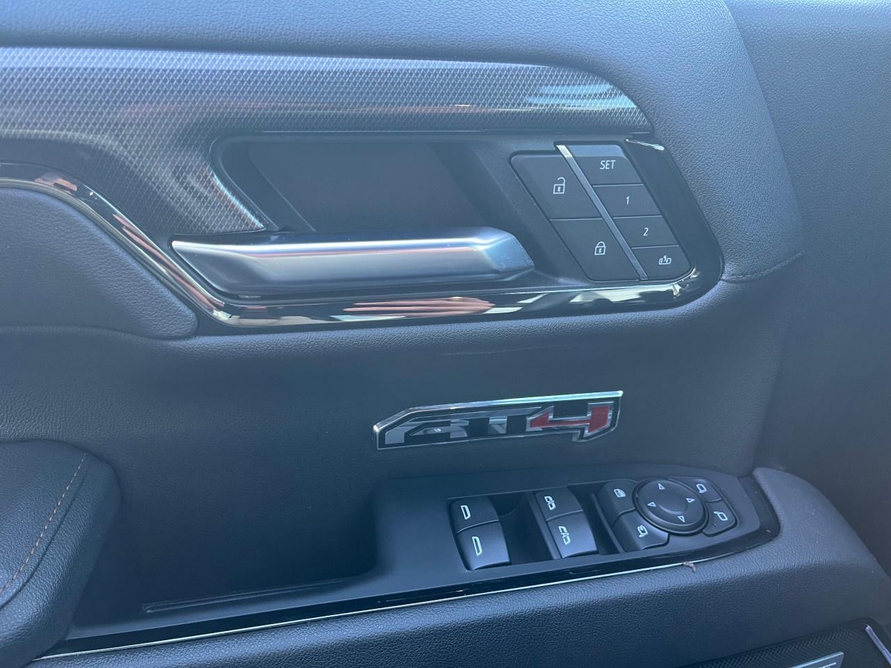 2025 GMC Sierra 1500 Crew Cab Short Box 4-Wheel Drive AT4 Photo