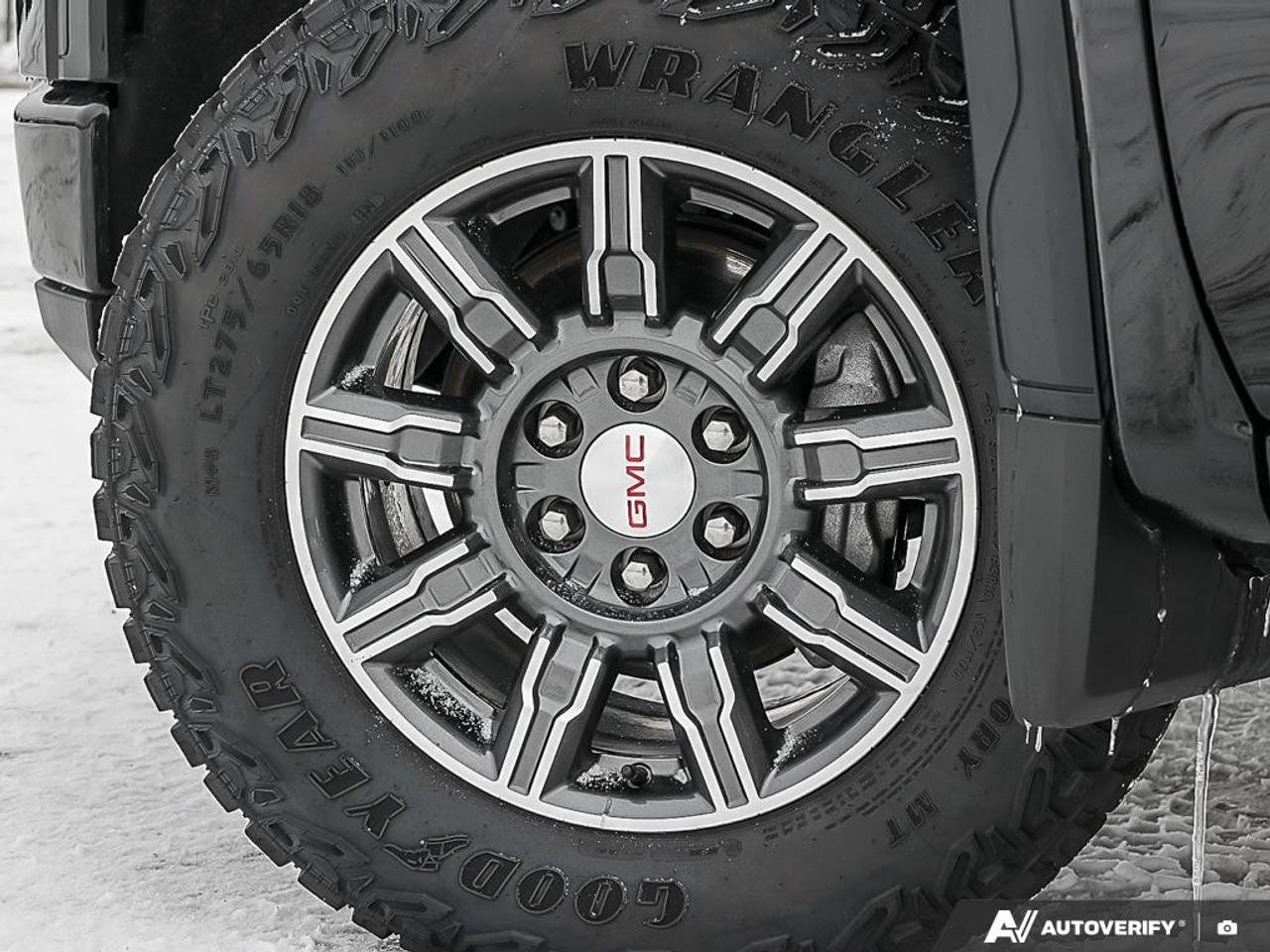 2025 GMC Sierra 1500 Crew Cab Short Box 4-Wheel Drive AT4 Photo