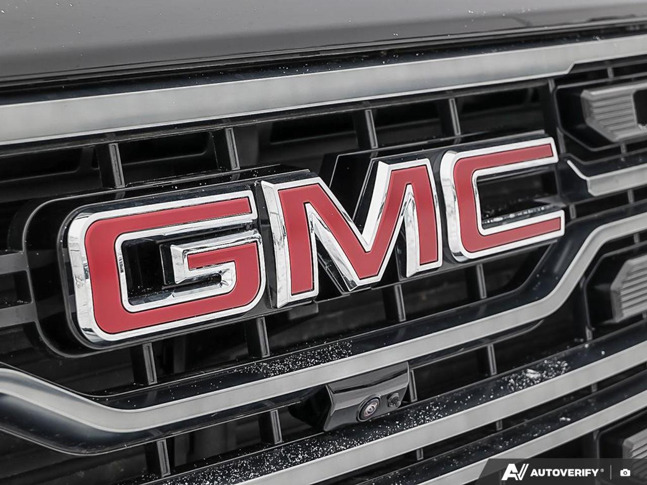 2025 GMC Sierra 1500 Crew Cab Short Box 4-Wheel Drive AT4 Photo
