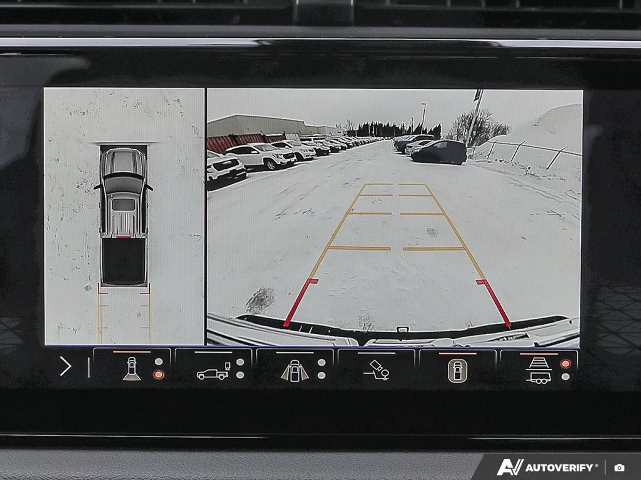 2025 GMC Sierra 1500 Crew Cab Short Box 4-Wheel Drive AT4 Photo
