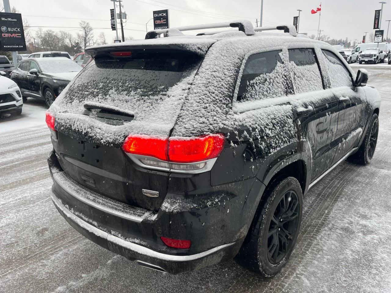 2017 Jeep Grand Cherokee 4WD 4dr Summit Photo