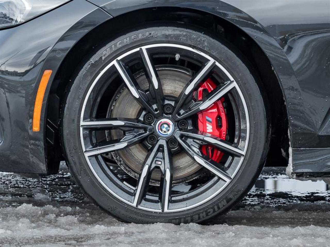 2023 BMW M340 i xDrive 4dr All-Wheel Drive Sedan Photo4