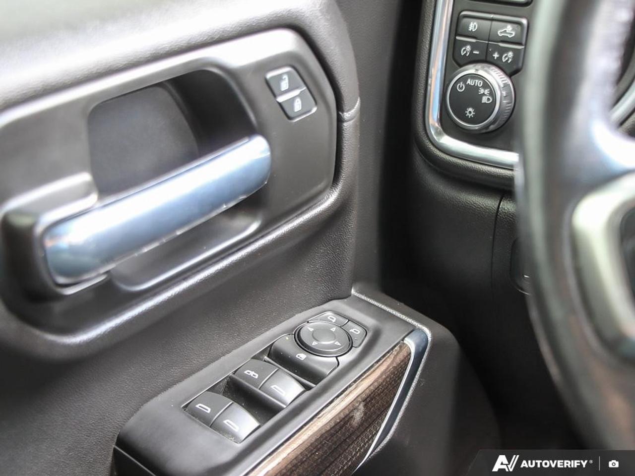 2020 Chevrolet Silverado 1500 Crew Cab Standard Box 4-Wheel Drive RST Photo