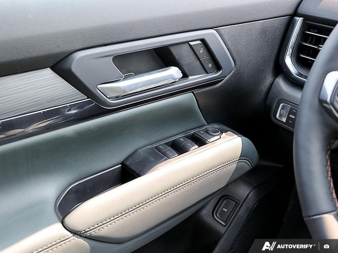 2026 GMC Terrain AWD AT4 Photo