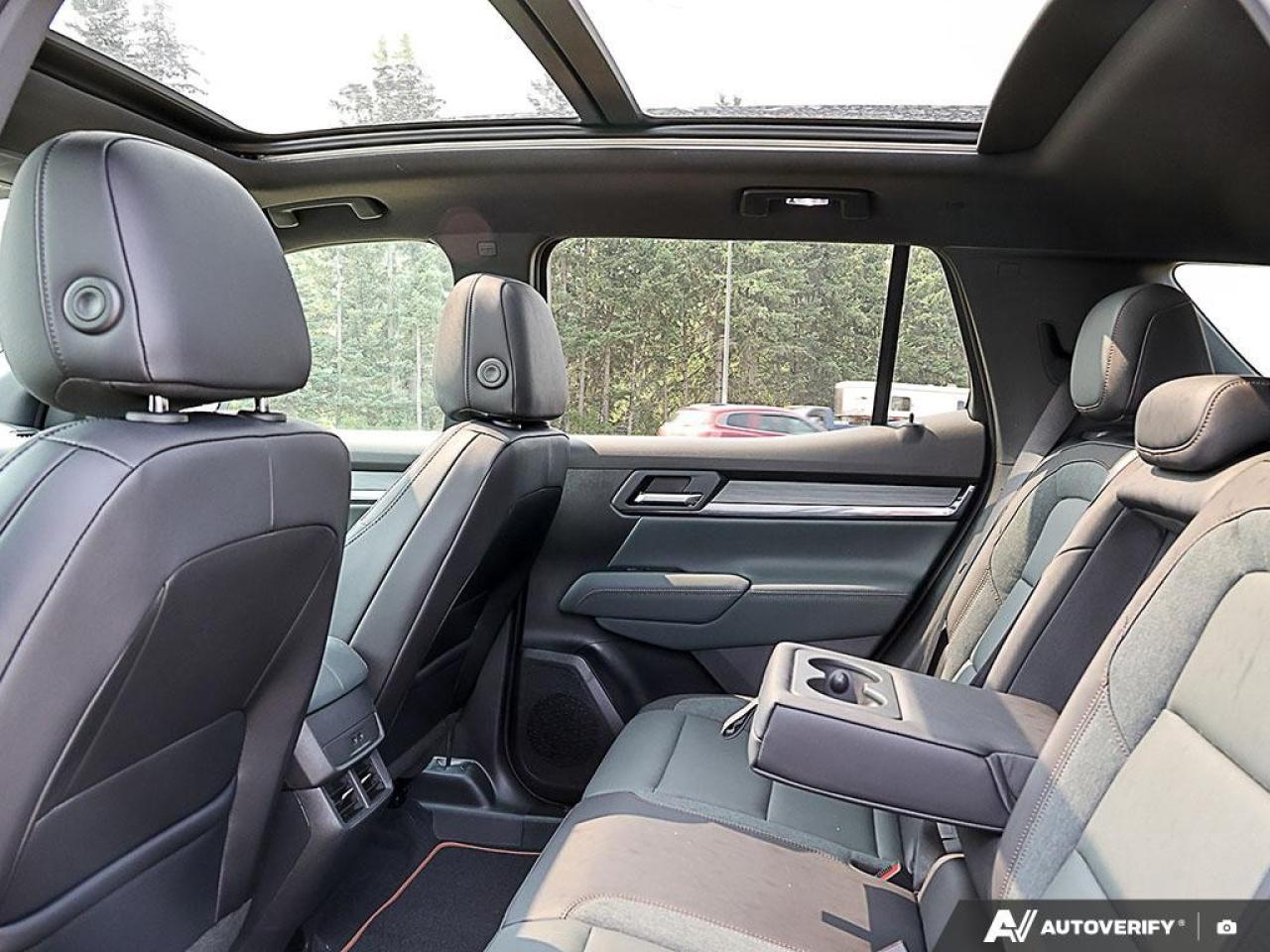 2026 GMC Terrain AWD AT4 Photo