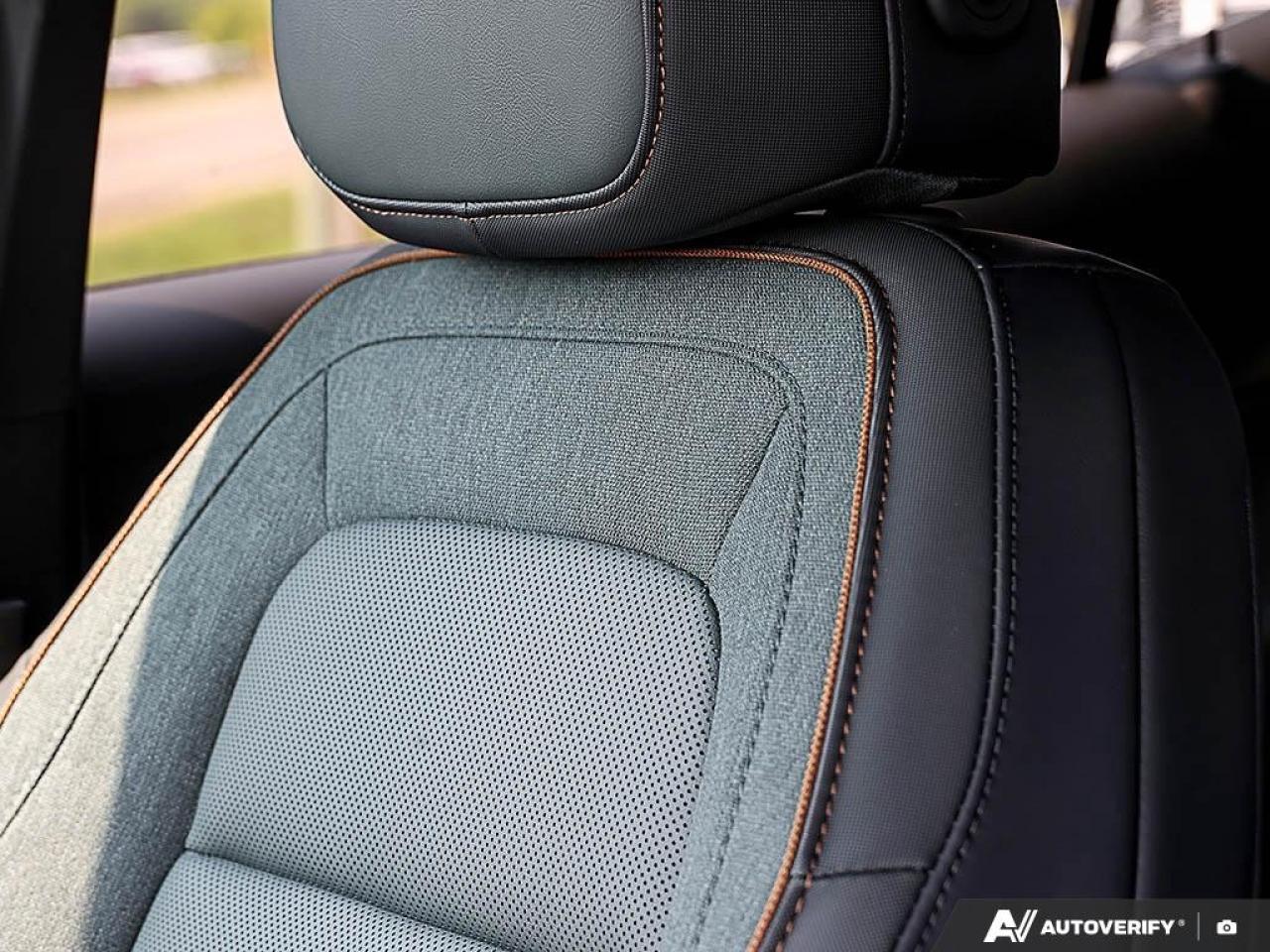 2026 GMC Terrain AWD AT4 Photo