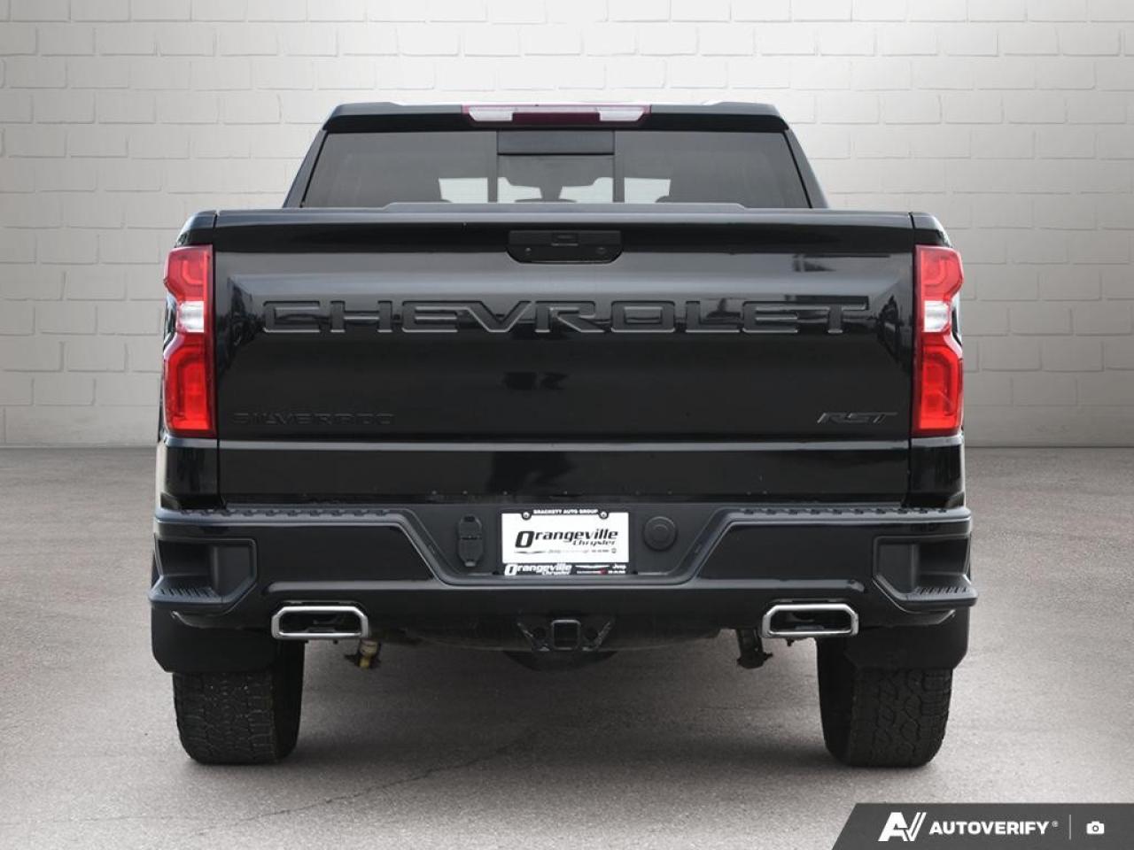 2022 Chevrolet Silverado 1500 LTD Crew Cab Standard Box 4-Wheel Drive RST Photo4