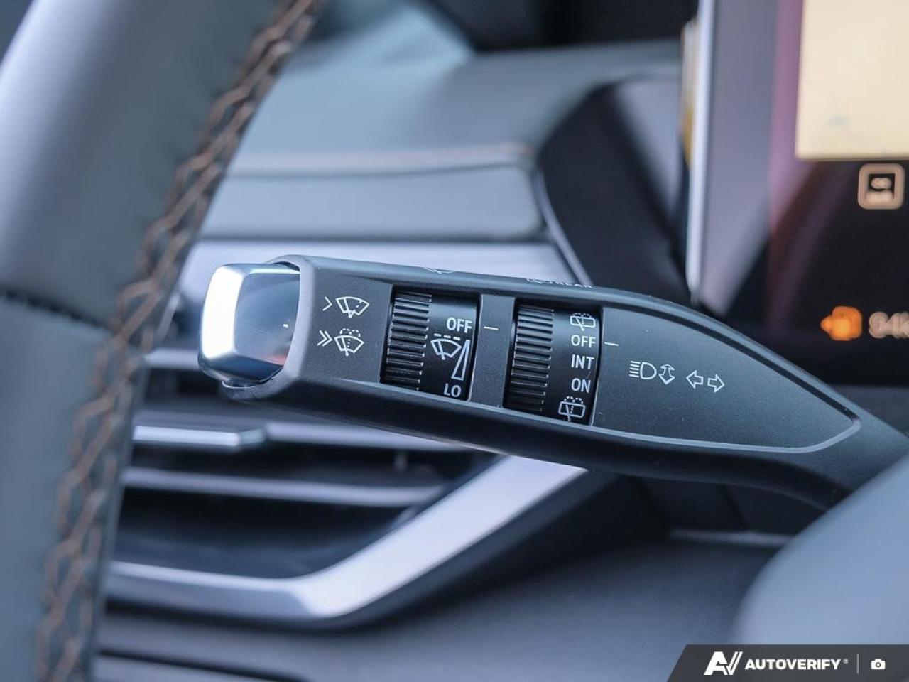 2026 GMC Acadia AWD AT4 Photo