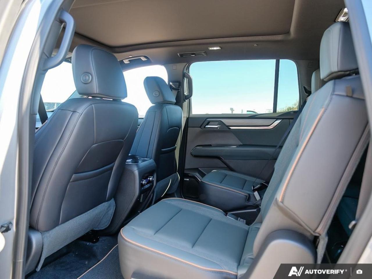 2026 GMC Acadia AWD AT4 Photo