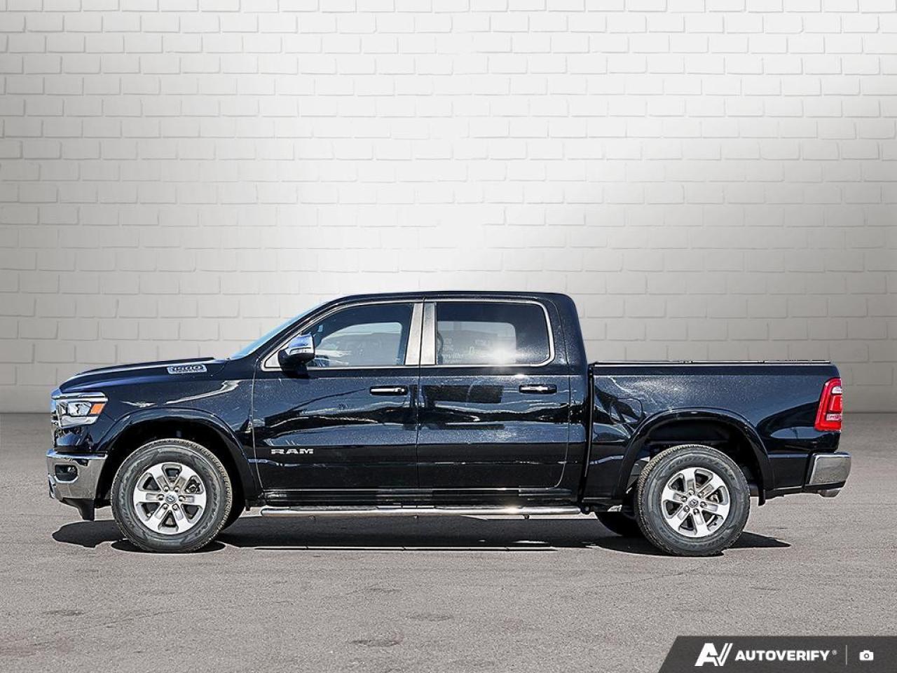 2022 RAM 1500 Laramie 4x4 Crew Cab 5'7" Box Photo2